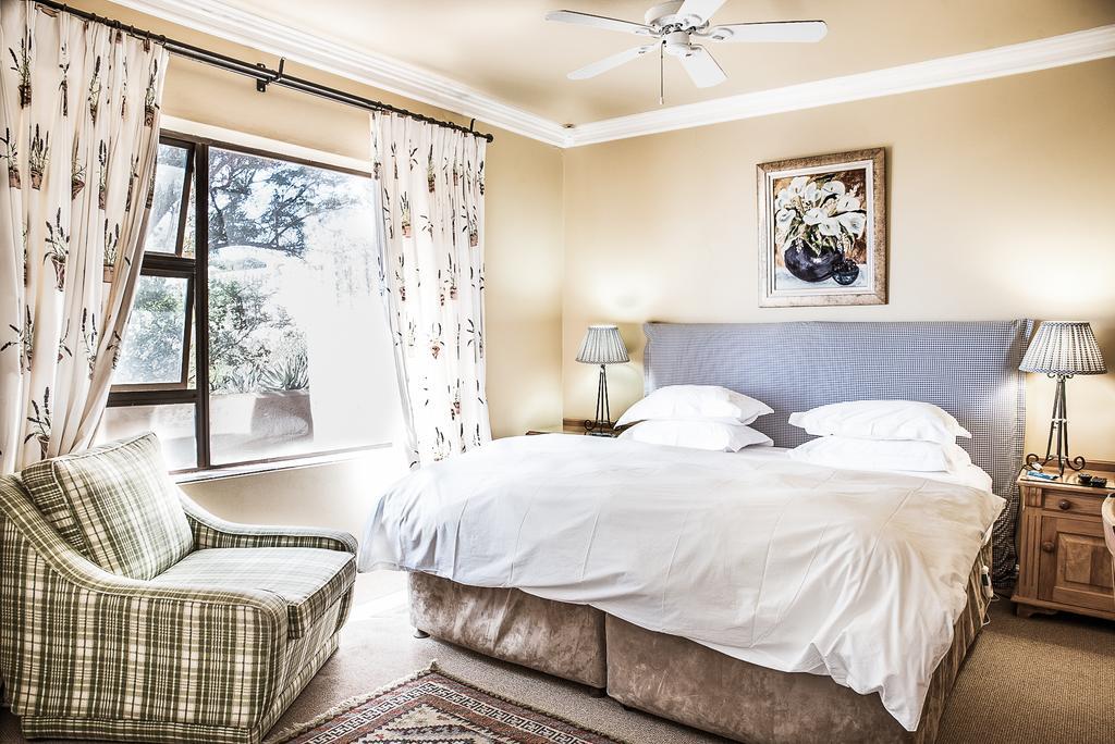 Highview Lodge Mossel Bay Bagian luar foto